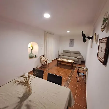 לינה וארוחת בוקר Calleja La Pimentera